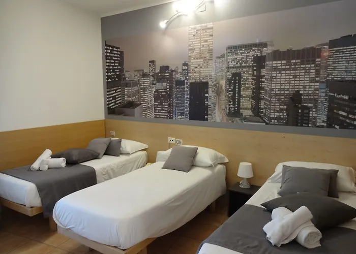 מלון Nuova Orchidea 3*